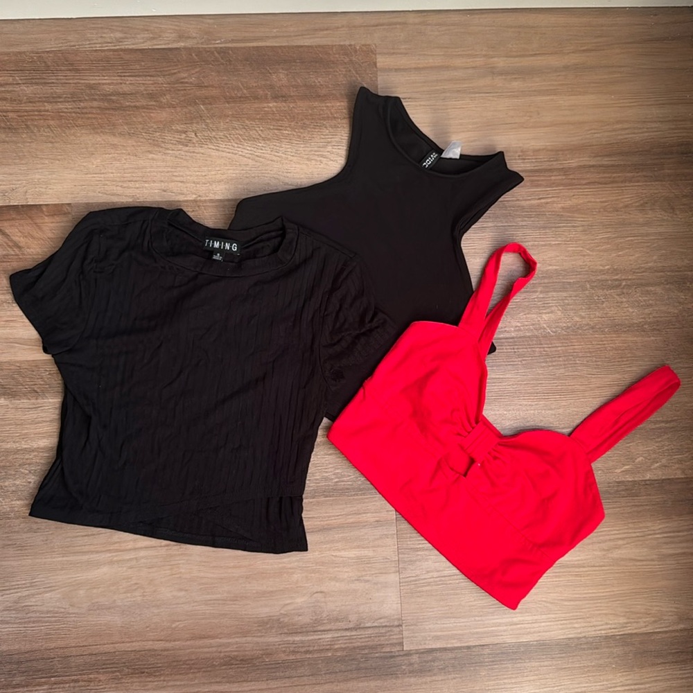 Lot of 3 crop tops